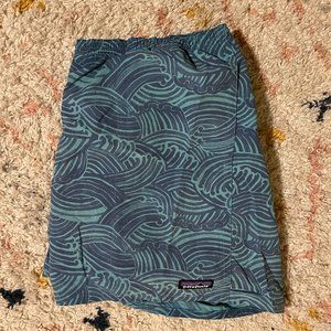 Patagonia Blue and Turquoise Wave Patterned 4" Shorts